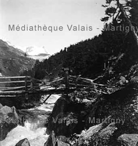 [Pont sur un torrent, Findelenbach Zermatt]