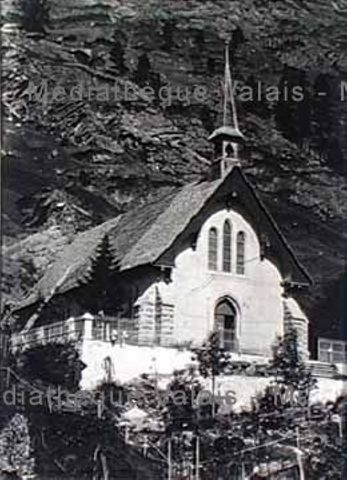 [Rénovation du toit du temple protestant, Zermatt]