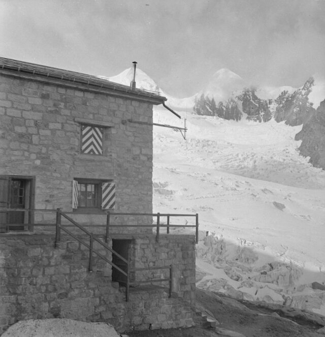 Kurzwellenanschluss, Hüttentelefon Monte Rosa Hütte SAC