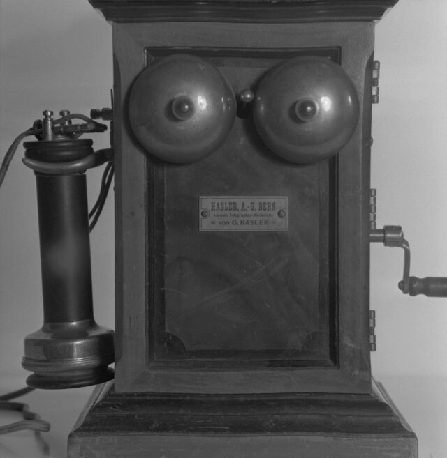 Telefonapparat, Tischstation Hasler