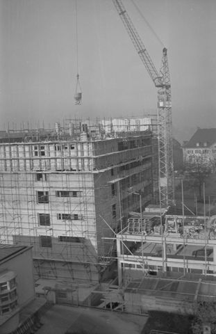 PTT-Gebäude Viktoriaplatz im Bau