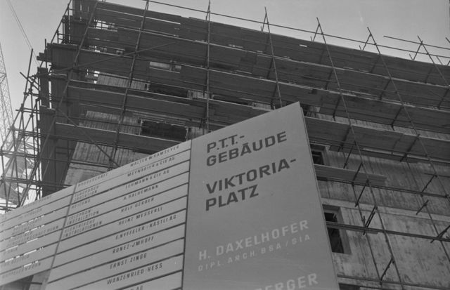 PTT-Gebäude Viktoriaplatz im Bau