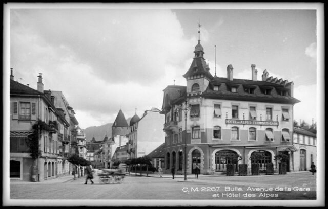 Bulle, Avenue de la Gare et Hôtel des Alpes