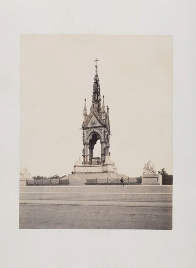Londres, Albert Memorial, Kensington Gardens (P.2.D.2.10.63.001)