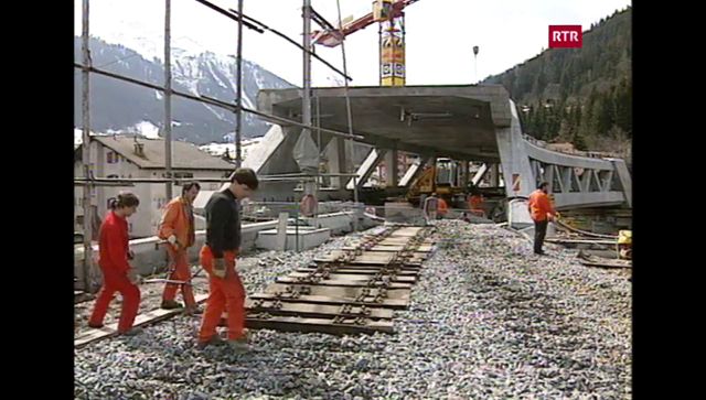 Landquartbrücke Klosters: Bau und Verschiebung