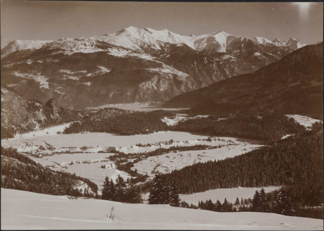 Trin-Mulin, Ebene, Blick gegen Bonaduz, Stätzerhornkette