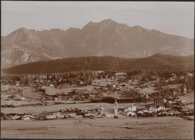 Flims-Dorf und Waldhaus mit Signinagruppe
