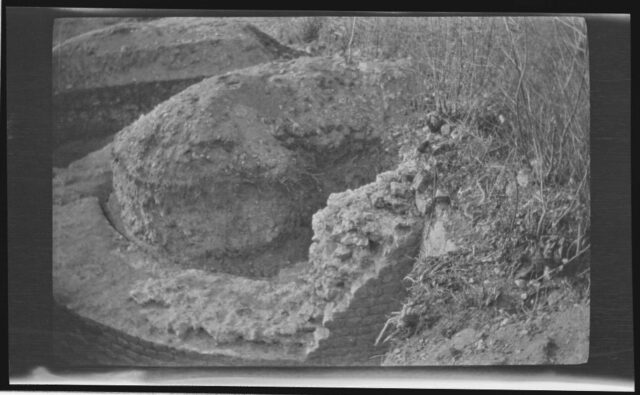 Avenches, enceinte romaine, tour 7 vue du Sud avec emplacement de la porte