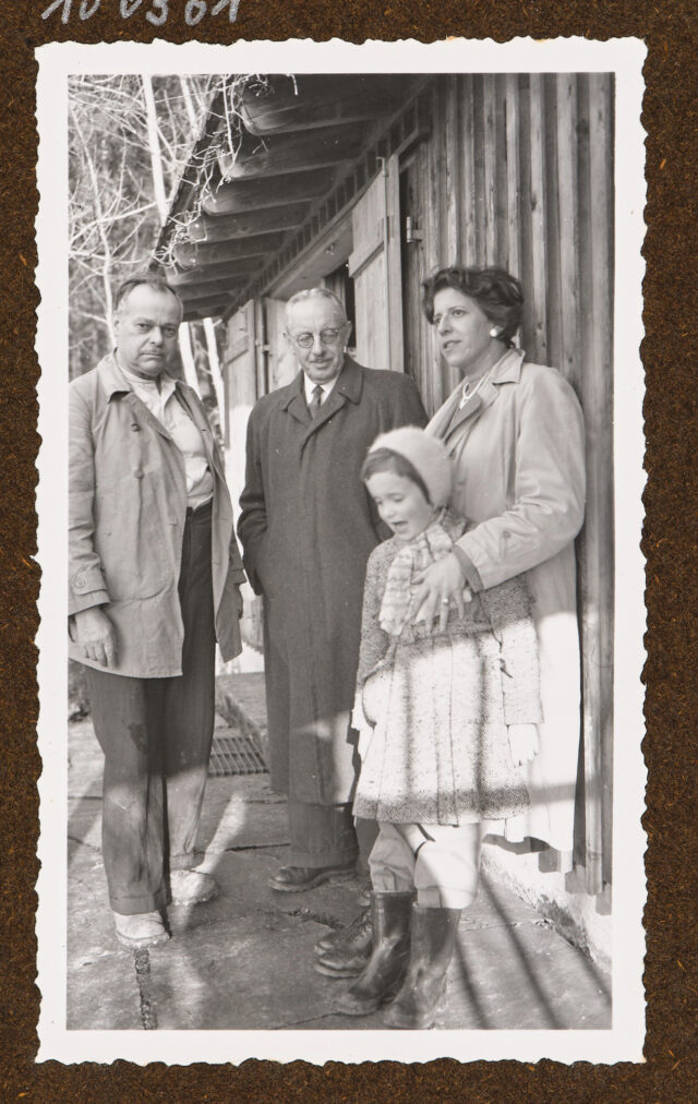 Meinrad Inglin (Mitte) mit Familie Stiefel