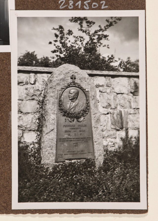 Grabmal von Meinrad Inglins Vater