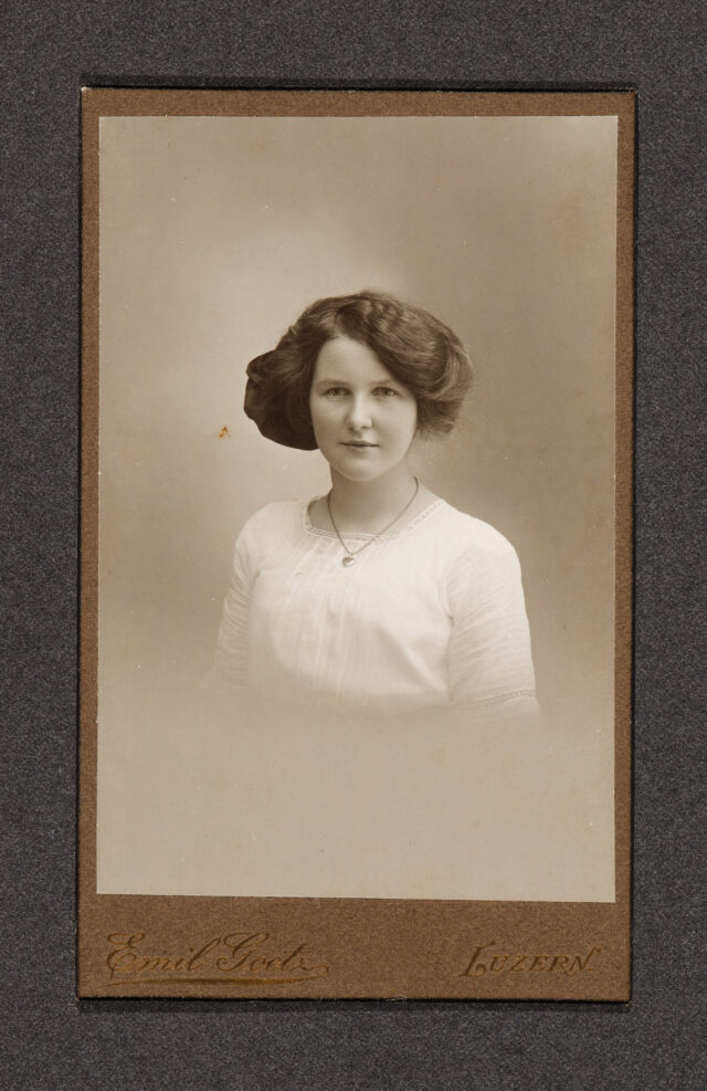 Portrait einer jungen Frau