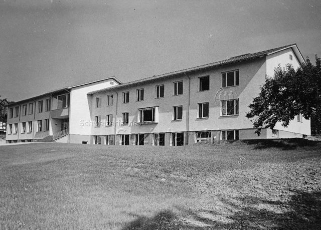 "Jugendhaus Raiteberg, Konstanz" - Aussenansicht; um 1970
