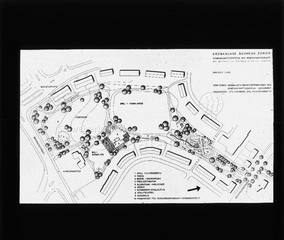 Diaserie zu Spielplätzen in Zürich; Spielplatz Buchegg; "Grünanlage Buchegg Zürich - Gemeinschaftszentrum mit Robinsonspielplatz nach den pädagogischen Richtlinien der Pro Juventute" - Situationsplan; um 1960