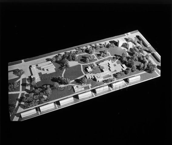 Diaserie zu Spielplätzen in Zürich; Gemeinschaftszentrum und Freizeithaus Oerlikon; Studie ETH Professor W. Moser /  Stud. Arch Bernhard Winkler - Modell; 1958/59