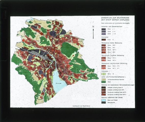 Diaserie zu Spielplätzen; "Zonenplan zur Bauordnung der Stadt Zürich (Vorlage)" - um 1960
