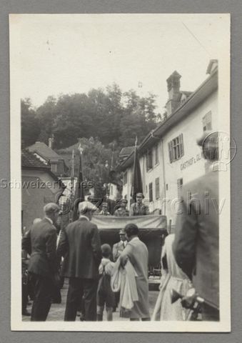 Jakob "Joggi" Herzog bei einer Rede, Arbeiterschutzwehr der KP (?) in Baden, um 1930
