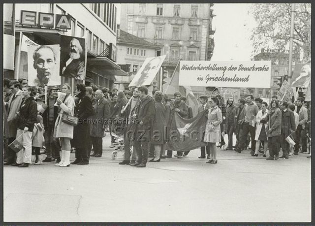 Wiederherstellung der Demokratie in Griechenland", Bildtafel Karl Marx, Bildtafeln Hồ Chí Minh