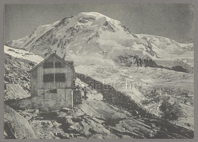 Monte Rosa: Die Betempshütte (2990 m) und der Lyskamm. Die Betempshütte des S. A. C. wird von den Monte-Rosa-Besteigern zum Übernachten genützt [...]