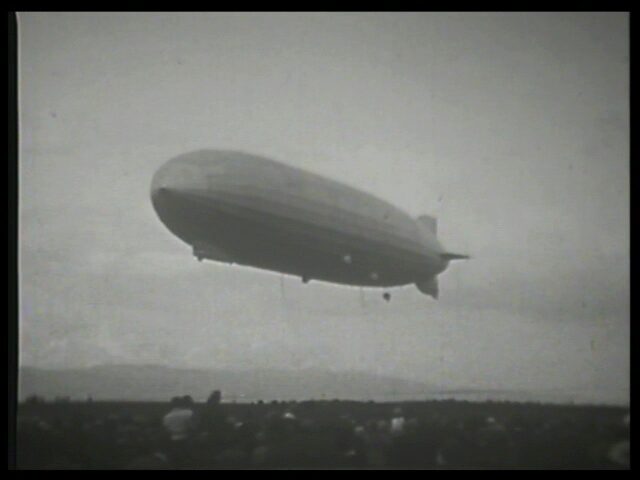 Zeppelin LZ-127, Graf Zeppelin, im Landeanflug