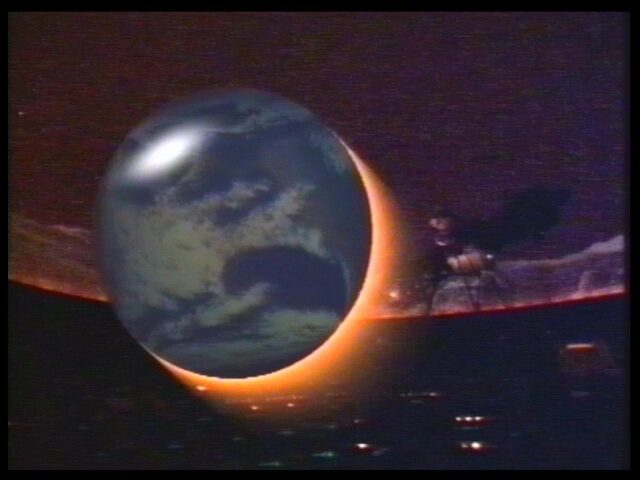 Vorbeiflug der Erde mit dem Zeiss-Projektor im Planetarium des Verkehrshauses (Planetarium ab Videodisk)