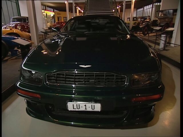 Konstruktion des Aston Martins V8 Vantage Shooting Brake Stationswagon und Schenkung an das Verkehrhsaus