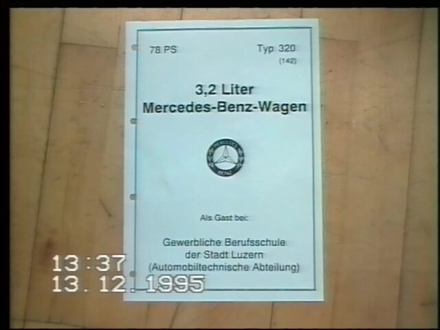 Lehrlingsausbildung am Mercedes Benz, Typ 320, des Verkehrhauses, an der Automobiltechnischen Abteilung, Gewerbliche Berufsschule Stadt Luzern