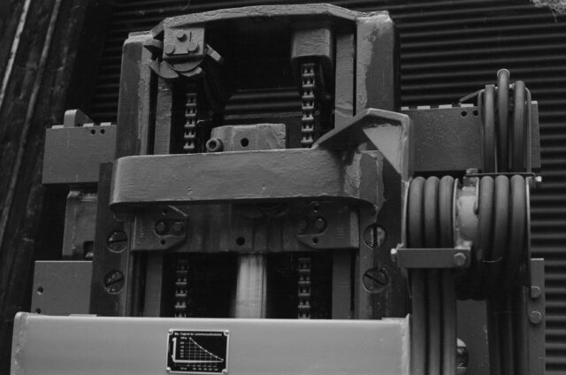 Elektro-Sitz-Gabelstapler Typ 1562 mit Cascade-Triplexmast, hergestellt von Oehler