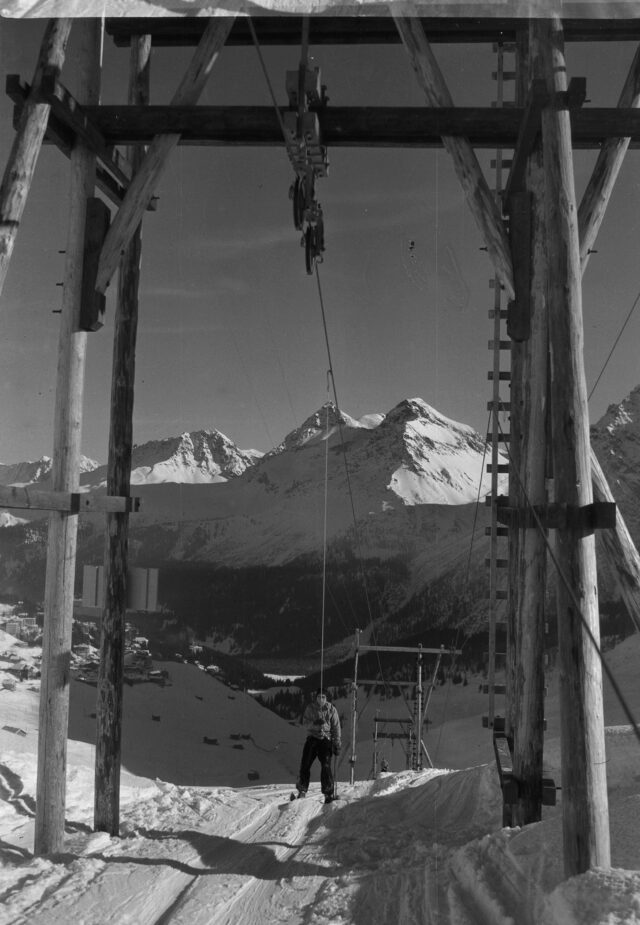Aufnahmen vom Hörnli-Skilift Arosa (Bergstation, Talstation, Masten, Strecke)