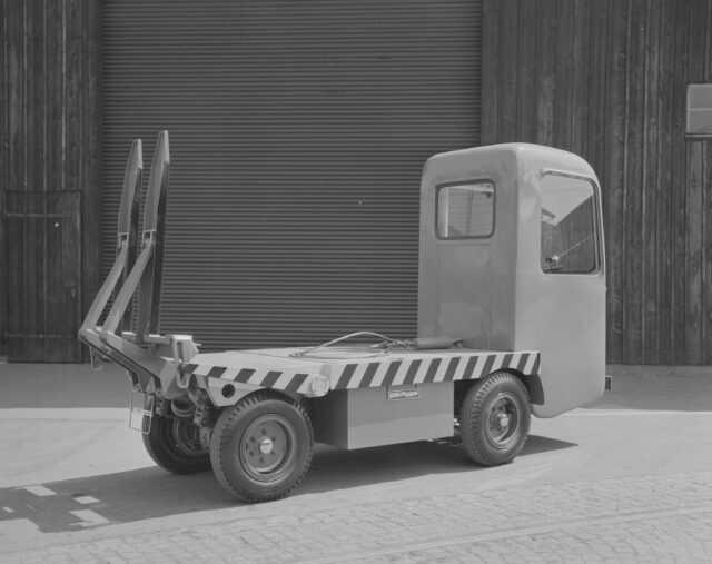 Elektro-Standwagen, hergestellt von Oehler für Zuckerfabrik Aarberg