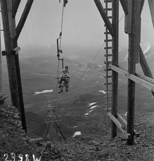 Aufnahmen vom Hörnli-Skilift/Sessellift Arosa, gebaut von Oehler