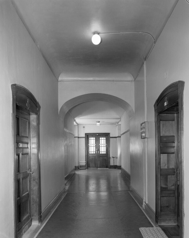 Hochbauamt, Staatsarchiv, Rathaus, Kantonale Schule